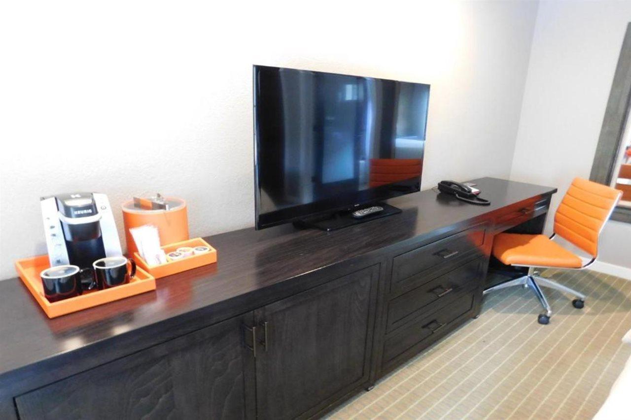 Wave Street Inn Monterey Zewnętrze zdjęcie